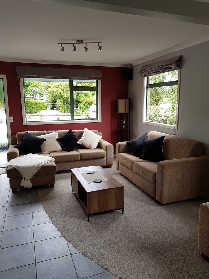 Central Taupo Townhouse Εξωτερικό φωτογραφία